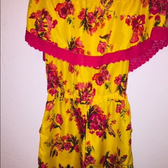 Jumpsuit - Picture 6 of 8